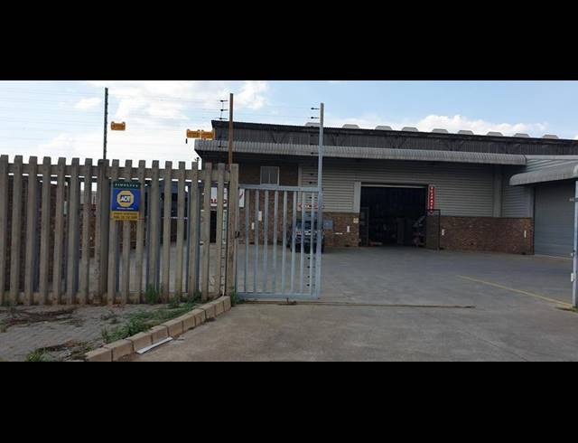 INDUSTRIAL PROPERTY TO RENT IN SILVERTONDALE